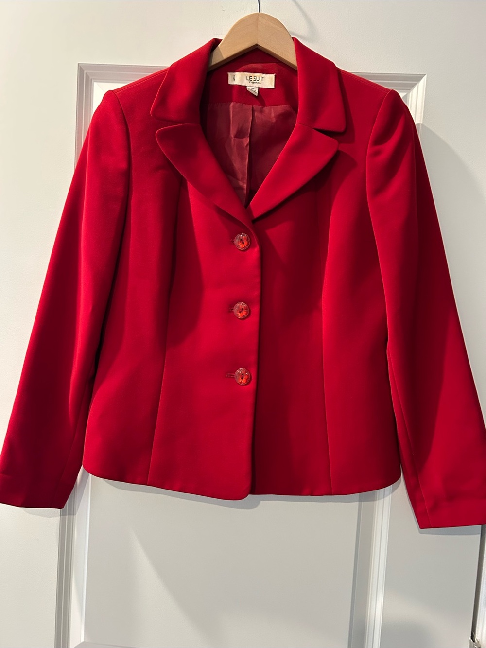Le Suit Red Suit. Three-Button Notched Collar Blazer with matching Skirt